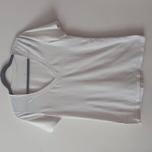 Lululemon Love Tee V